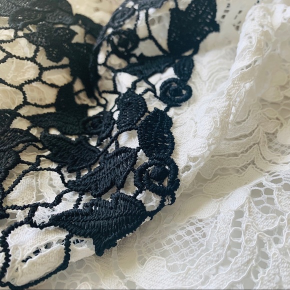 Black & Ivory Lace Floral Dress - Picture 4 of 5